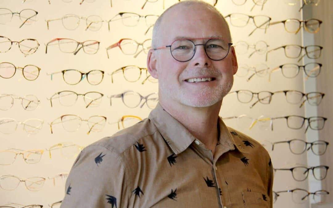 Oak Bay Optometrist to Cycle to Support Mental Health